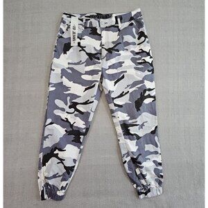 Women's V.I.P.  Jeans Jogger Style Pants SZ 15 L32 Gray Camouflage NWT!